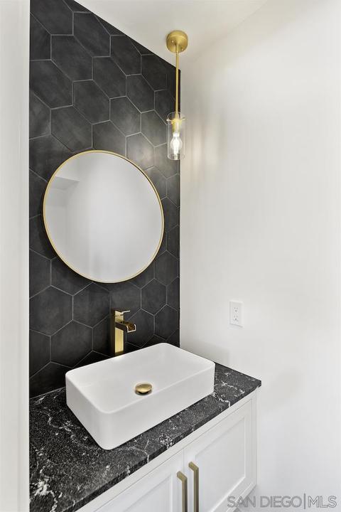 336 Hilmen, Solana Beach, CA 92075 photo 25