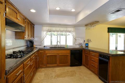 4118 Mars Way, La Mesa, CA 91941 photo 14