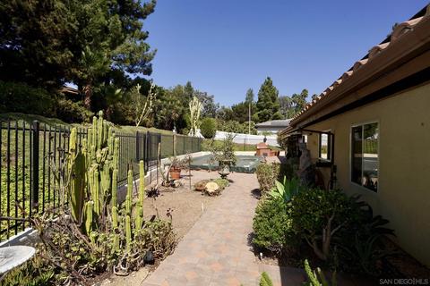 4118 Mars Way, La Mesa, CA 91941 photo 7