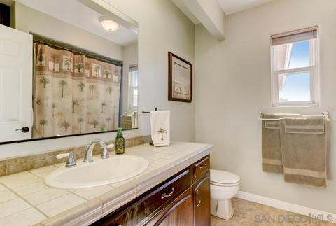1752 La Valhalla Pl, El Cajon, CA 92019 photo 21