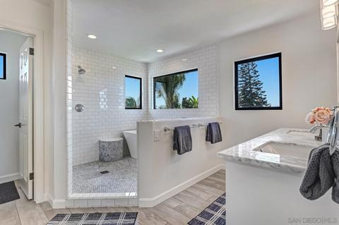 3949 Highland Dr, Carlsbad, CA 92008 photo 12