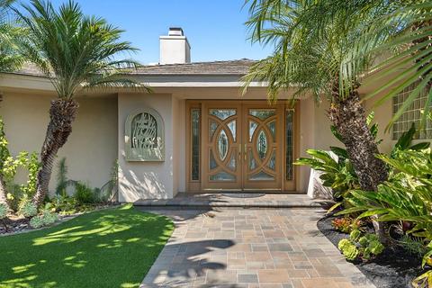 5560 Warbler Way, La Jolla, CA 92037 photo 4