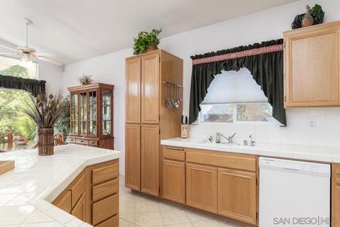 29580 Platanus Dr, Escondido, CA 92026 photo 14