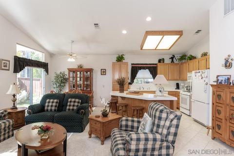 29580 Platanus Dr, Escondido, CA 92026 photo 4