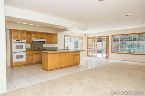 8748 Cliffridge Ave, La Jolla, CA 92037 photo 5