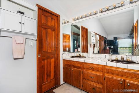 2205 Valley View Blvd, El Cajon, CA 92019 photo 17