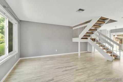 10608 Queen Jessica Ln, Santee, CA 92071 photo 4