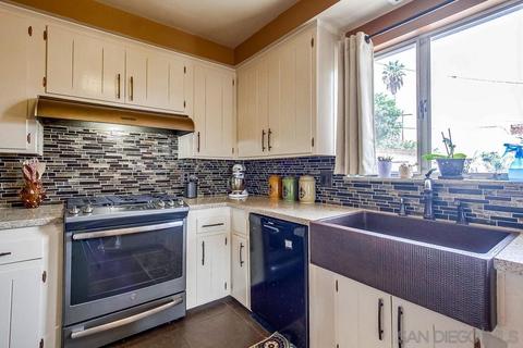 7362 Stanford Ave, La Mesa, CA 91942 photo 14