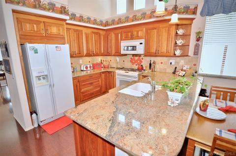 825 Applewilde Dr, San Marcos, CA 92078 photo 10