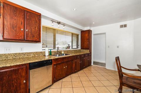 3803 Shirlene Pl, La Mesa, CA 91941 photo 9