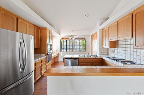 1600 Glade Pl, Escondido, CA 92029 photo 6