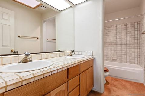 1600 Glade Pl, Escondido, CA 92029 photo 12