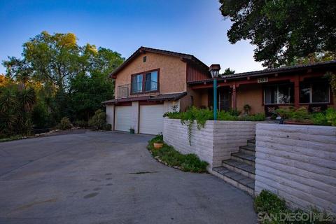 703 W Winterhaven Rd, Fallbrook, CA 92028 photo 1
