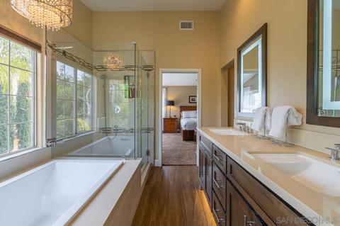 232 Silvercreek Gln, Escondido, CA 92029 photo 23