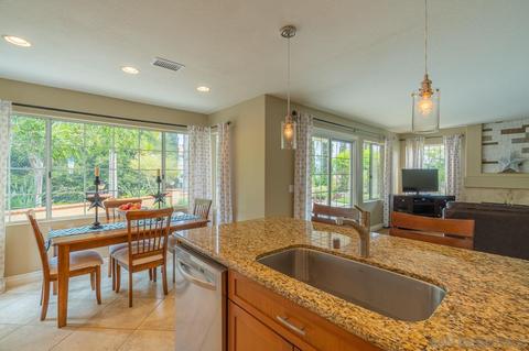 232 Silvercreek Gln, Escondido, CA 92029 photo 17