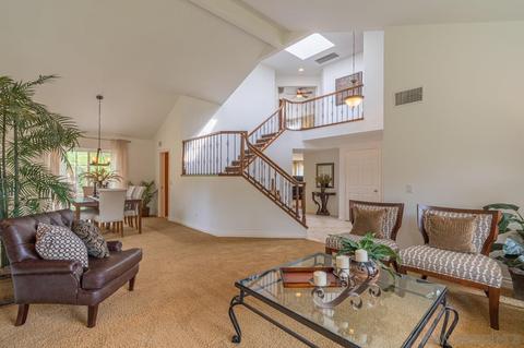 232 Silvercreek Gln, Escondido, CA 92029 photo 3