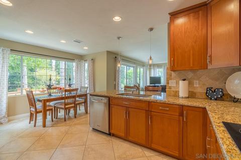 232 Silvercreek Gln, Escondido, CA 92029 photo 16