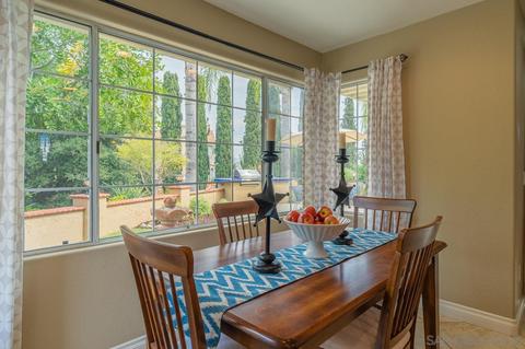 232 Silvercreek Gln, Escondido, CA 92029 photo 15