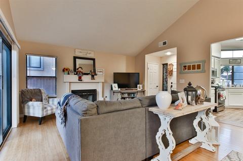 8632 Paseo Ladera, Santee, CA 92071 photo 5