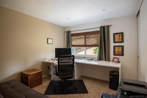 1871 Caminito Velez, La Jolla, CA 92037 photo 13