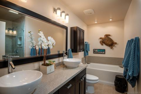 1871 Caminito Velez, La Jolla, CA 92037 photo 12