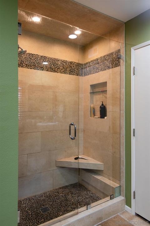 1871 Caminito Velez, La Jolla, CA 92037 photo 11