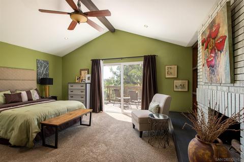 1871 Caminito Velez, La Jolla, CA 92037 photo 8