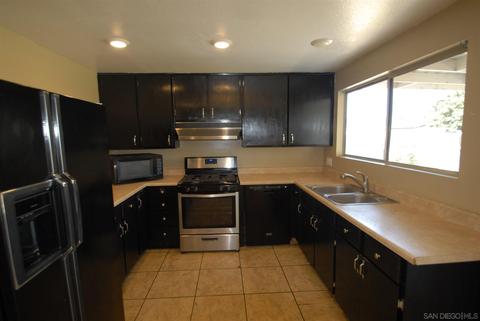 9440 Dempster Dr, Santee, CA 92071 photo 4