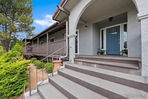 28207 Red Stone Ln, Escondido, CA 92026 photo 3