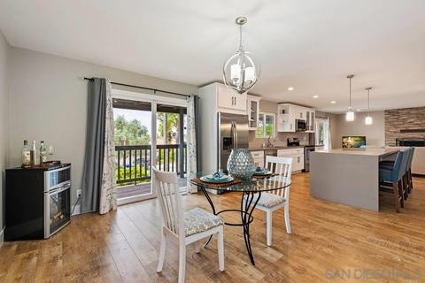 28207 Red Stone Ln, Escondido, CA 92026 photo 5