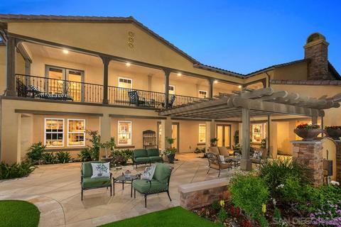 6941 Sitio Cordero, Carlsbad, CA 92009 photo 2