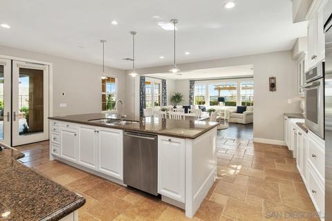 6941 Sitio Cordero, Carlsbad, CA 92009 photo 7