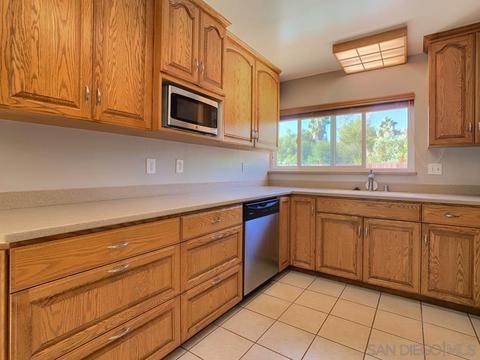 8550 Rosada Way, El Cajon, CA 92021 photo 9