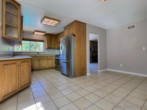 8550 Rosada Way, El Cajon, CA 92021 photo 8