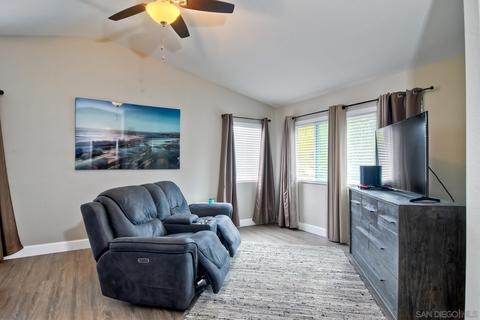 3959 Escala Cv, Oceanside, CA 92058 photo 23