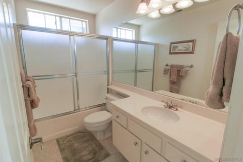 2452 Links Way, Vista, CA 92081 photo 26