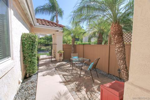 2452 Links Way, Vista, CA 92081 photo 4