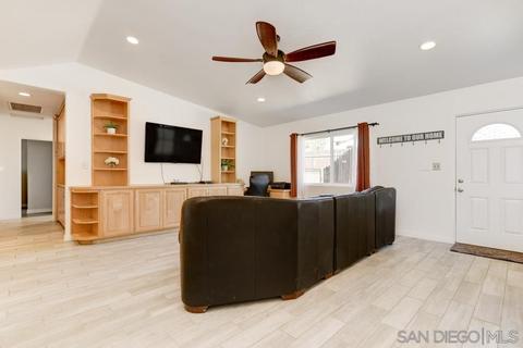 13415 Bubbling Ln, Lakeside, CA 92040 photo 4