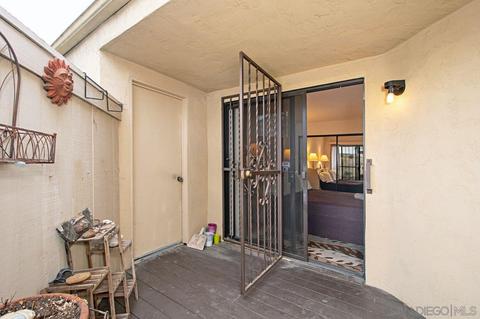 2444 Azure Coast Dr, La Jolla, CA 92037 photo 17