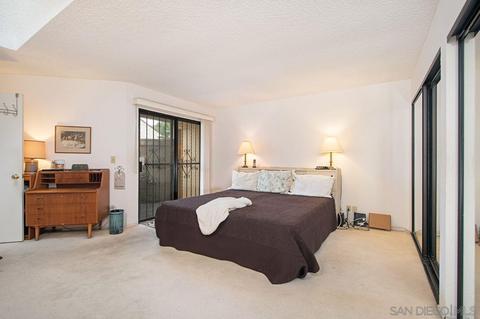 2444 Azure Coast Dr, La Jolla, CA 92037 photo 16