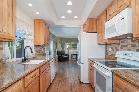 10080 Trenchard St, Santee, CA 92071 photo 4