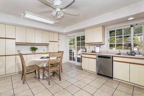 2852 Cliffridge Way, La Jolla, CA 92037 photo 8