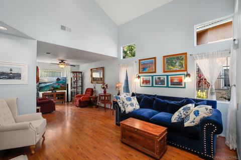 2044 San Remo Dr, Oceanside, CA 92056 photo 3