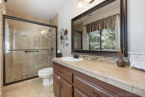 225 Deddie Ter, Fallbrook, CA 92028 photo 18