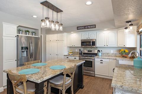 225 Deddie Ter, Fallbrook, CA 92028 photo 5