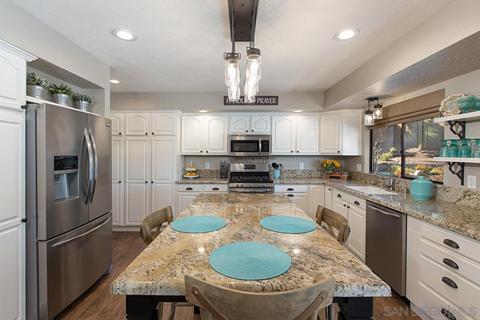 225 Deddie Ter, Fallbrook, CA 92028 photo 7