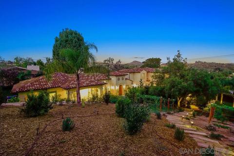 748 Rancho Santa Fe Rd, Encinitas, CA 92024 photo 2
