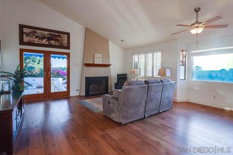 2548 Pruett Dr, Vista, CA 92084 photo 8
