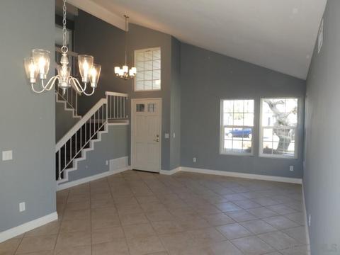 932 Newport St, Oceanside, CA 92057 photo 2