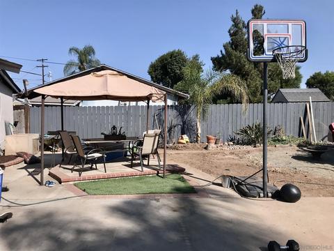 219 Gull Pl, El Cajon, CA 92019 photo 4